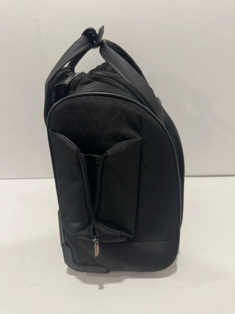 Travelon Wheeled Underseat Carry-on Rolling Luggage Quilted Black Handled